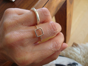 Fingerring OUT OF THE BOX